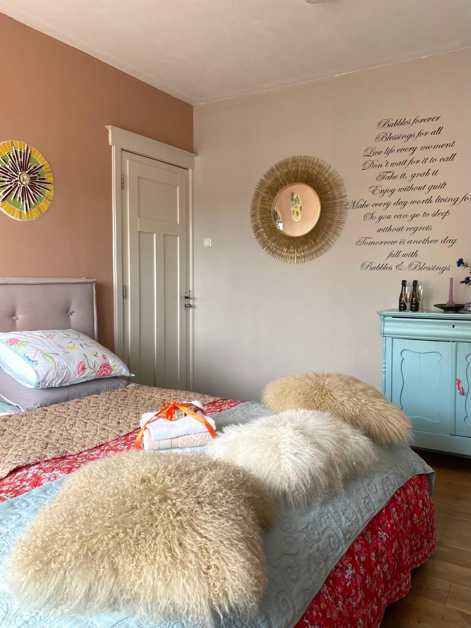 לינה וארוחת בוקר בילטהובן Bubbles & Bed מראה חיצוני תמונה